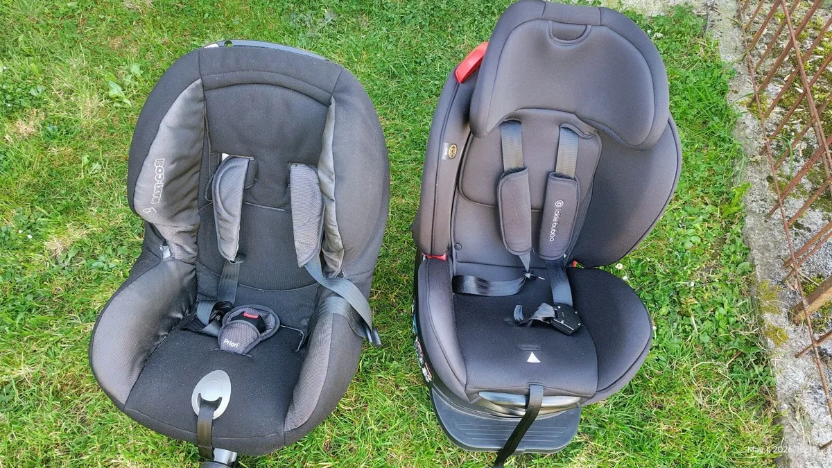 Car seat - Image 1