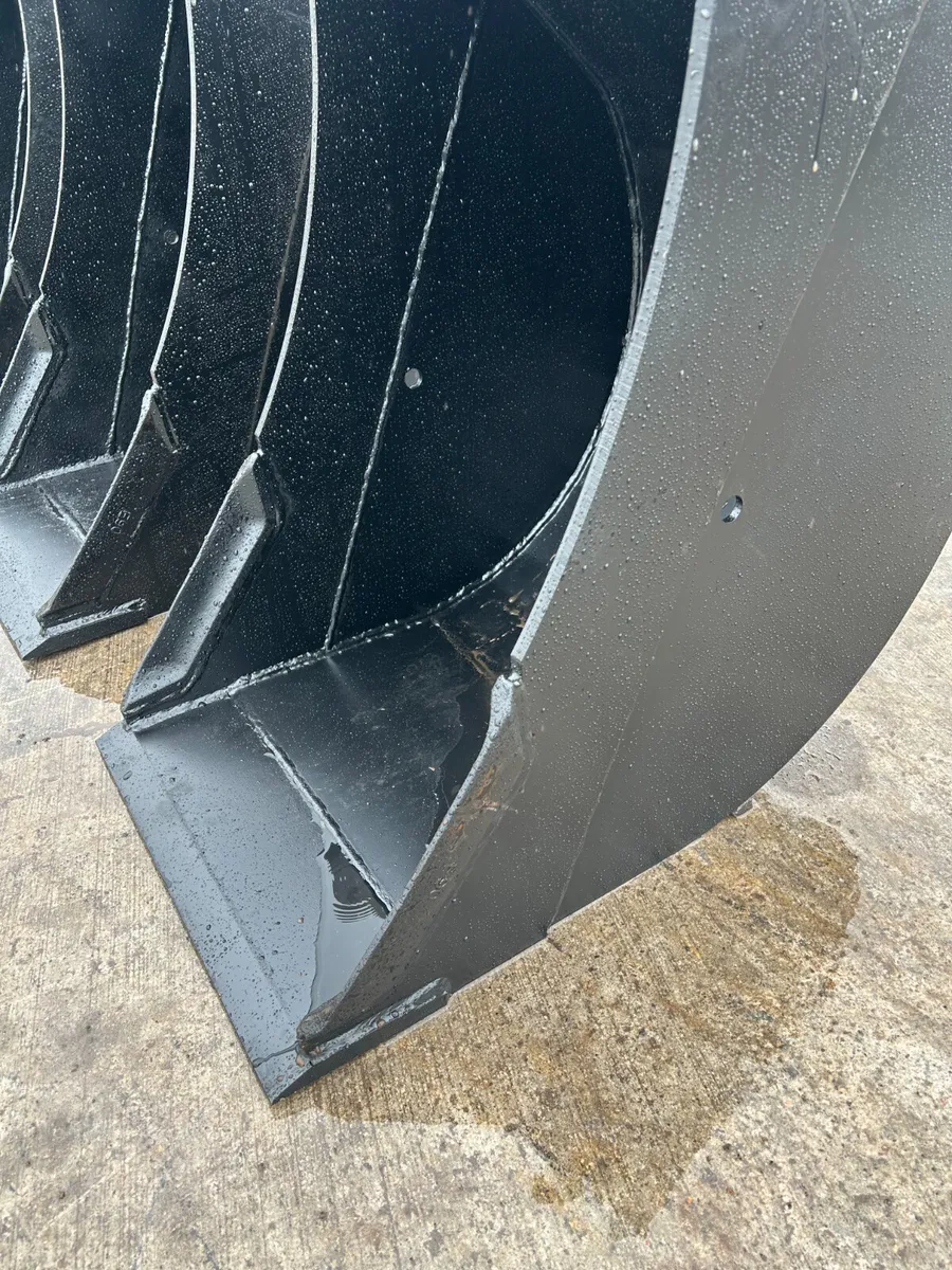 New TT 18' Buckets - Image 3