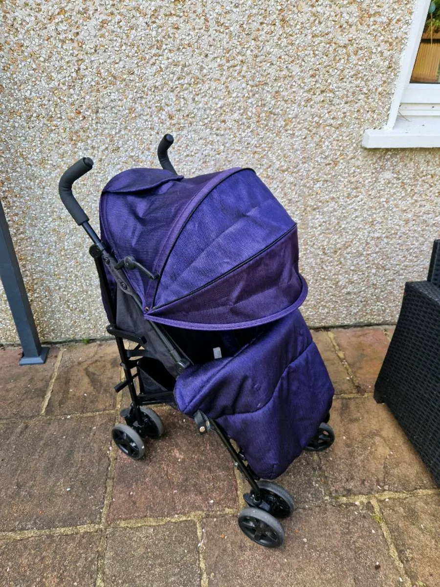 Stroller - Image 1