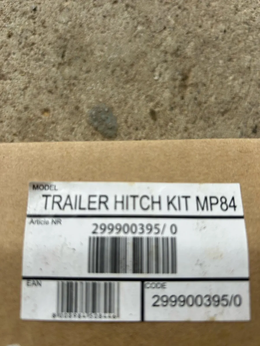 Castlegarden lawnmower hitch kit - Image 2