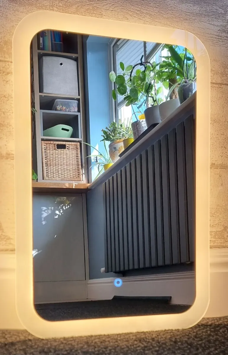 LED Bathroom Mirror Ensuite Touch Switch Makeup - Image 2