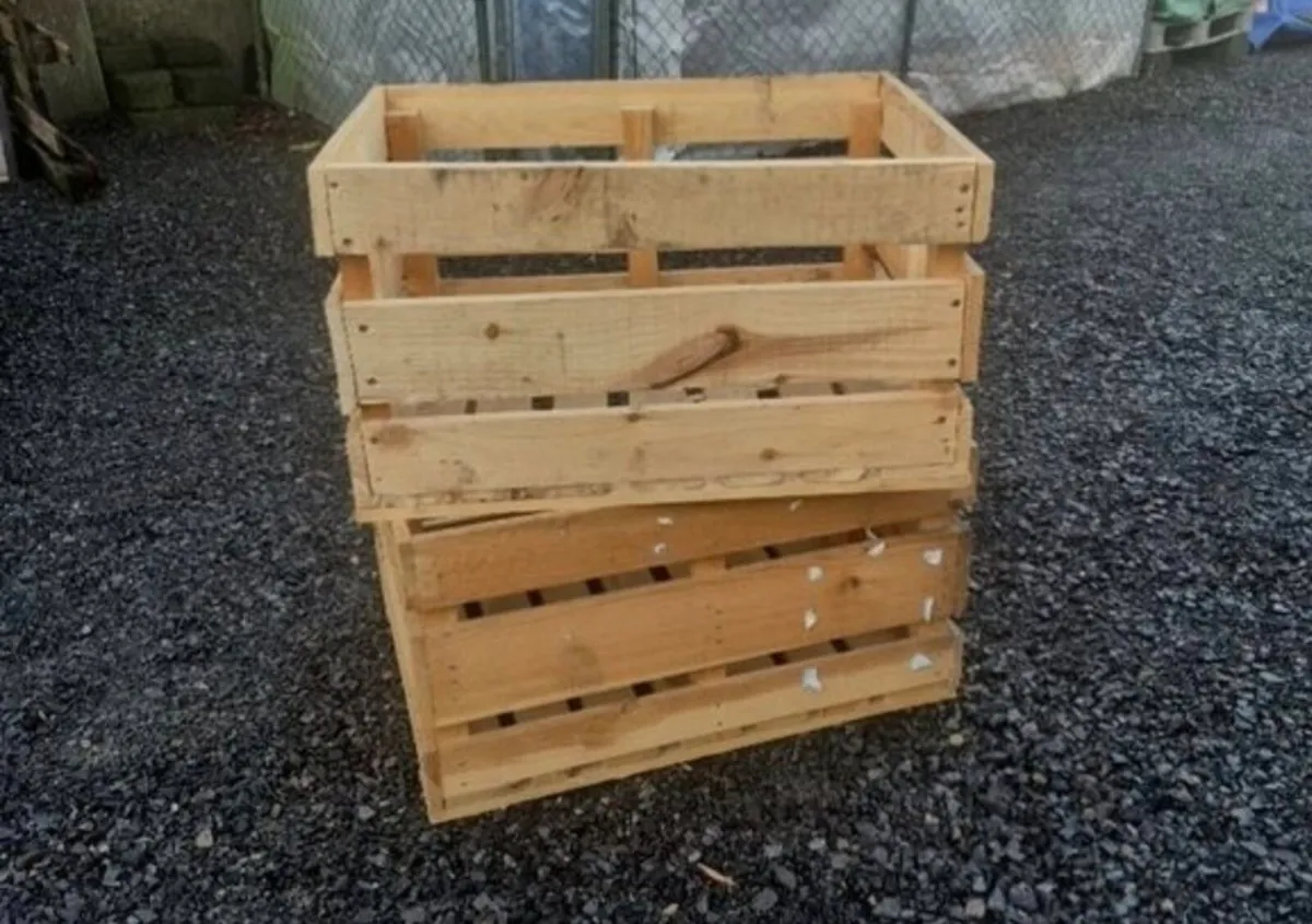 Wooden crates - Image 4