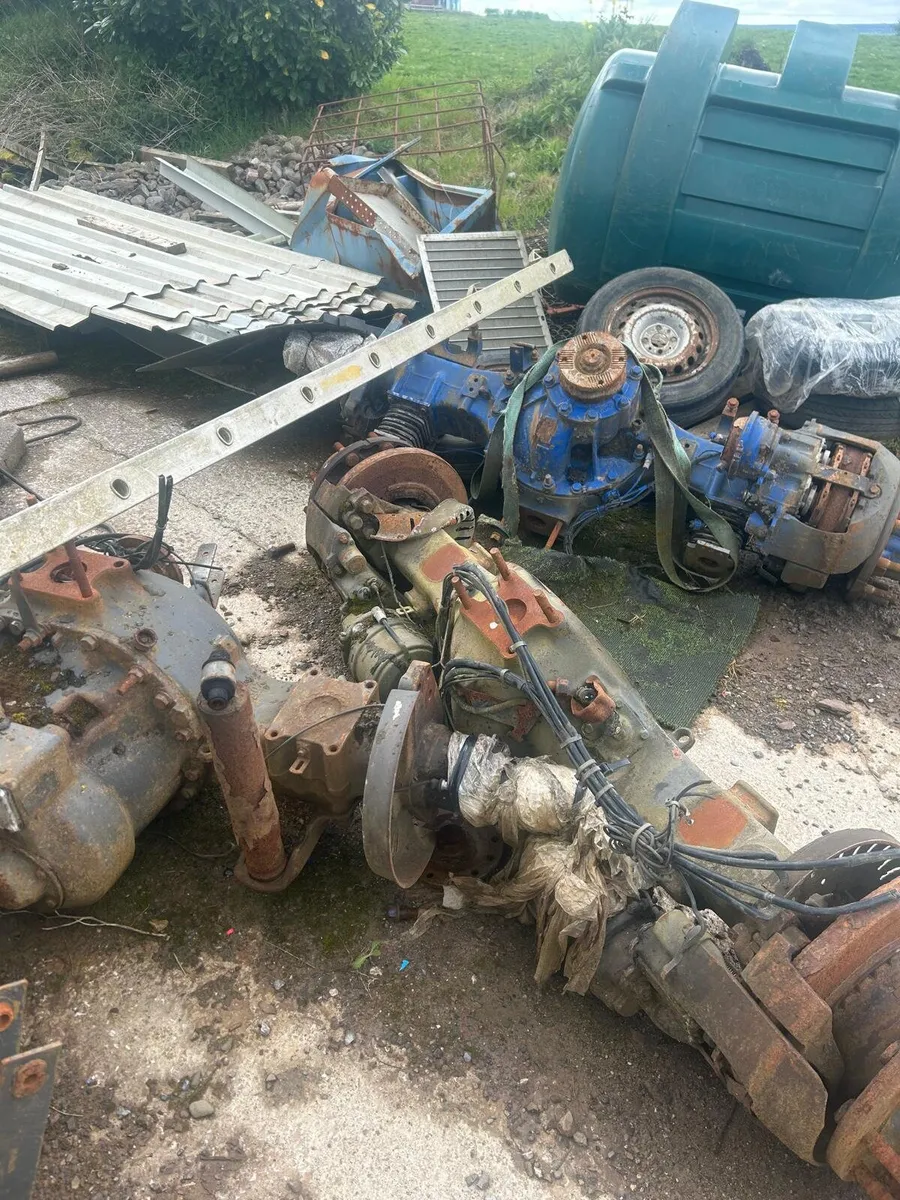 Volvo axels engines - Image 4