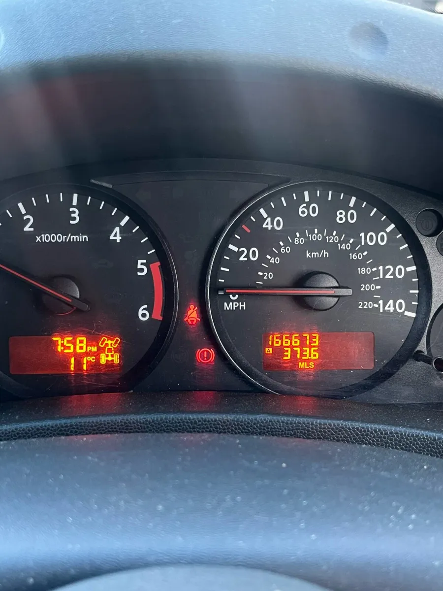 Nissan navara - Image 4