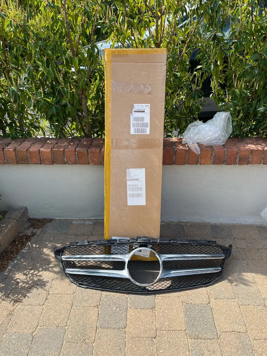 Mercedes original 17” inch alloy wheels - Image 1