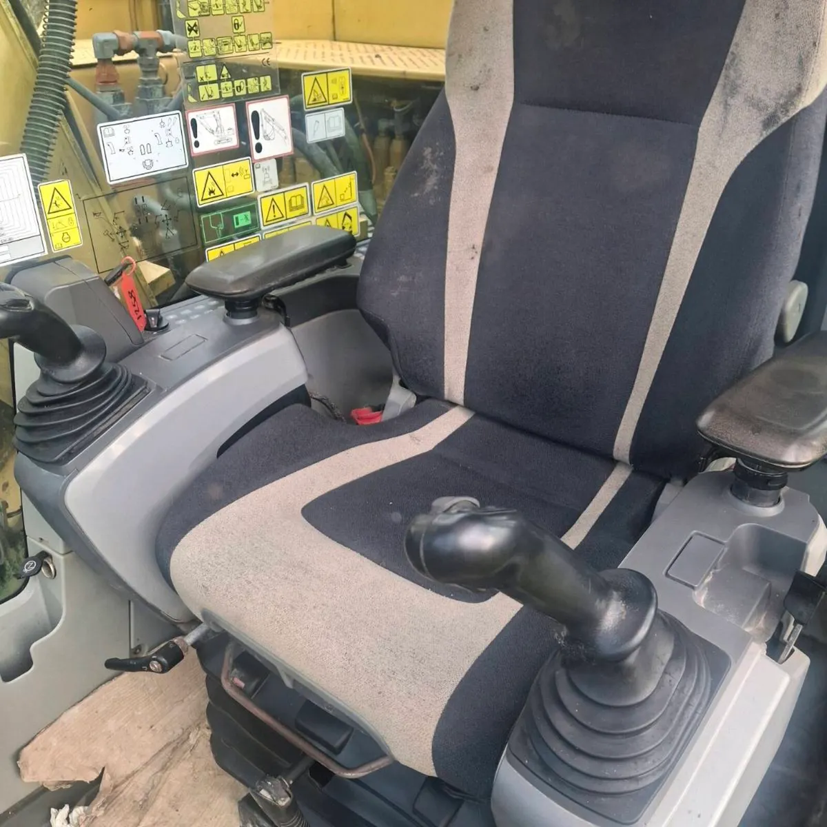 Cat 312E - Image 4