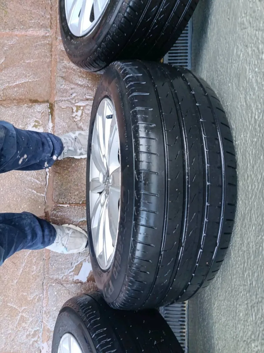 Genuine Audi A3 alloy's - Image 3