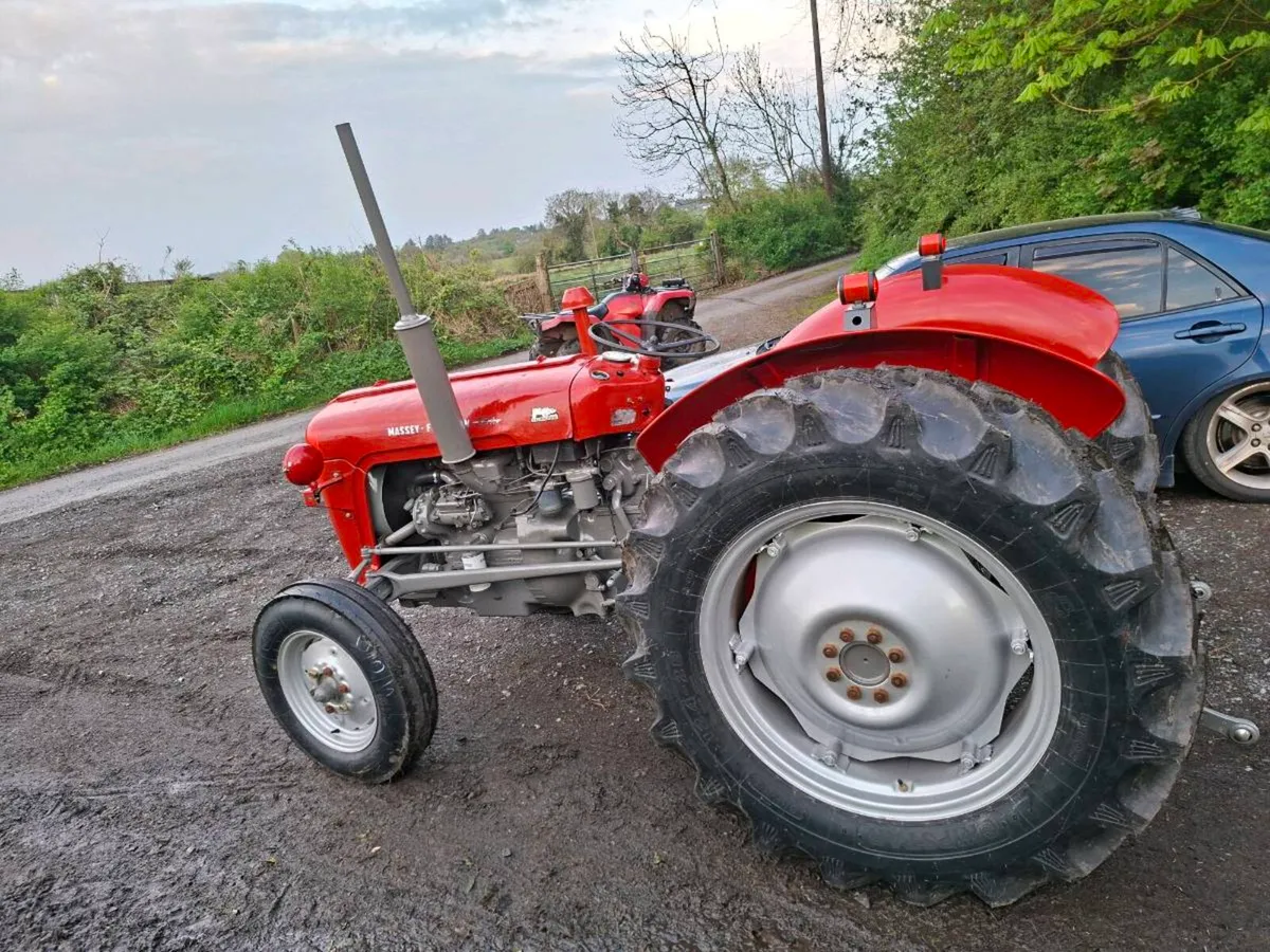 Massey ferguson 35x   /Audi a6 - Image 3