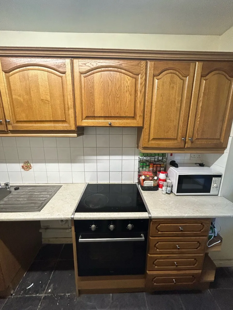 Kitchen and appliances - Image 3