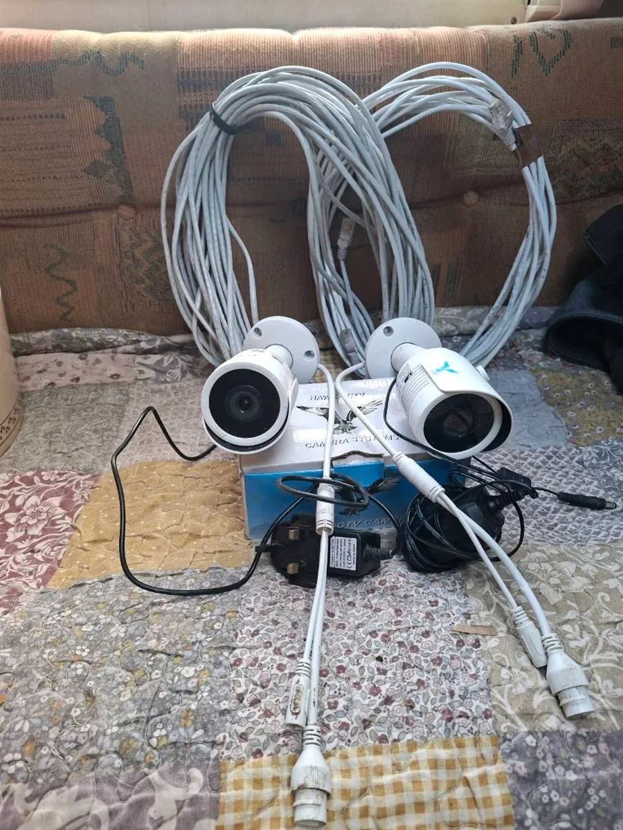2 x Hawk CCTV CAMERAS - Image 1