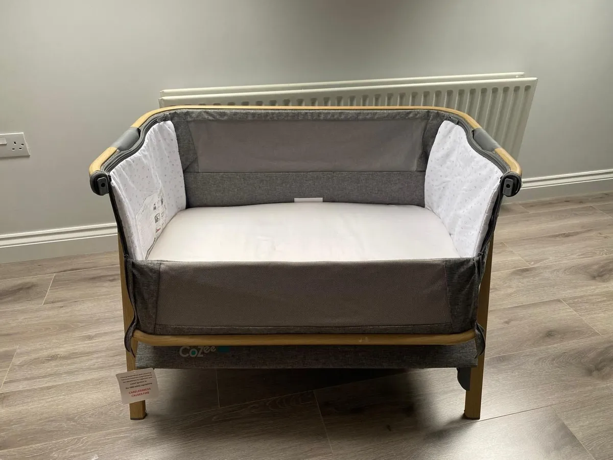 Tutti Bambini CoZee Bedside Crib – Excellent Condi - Image 1