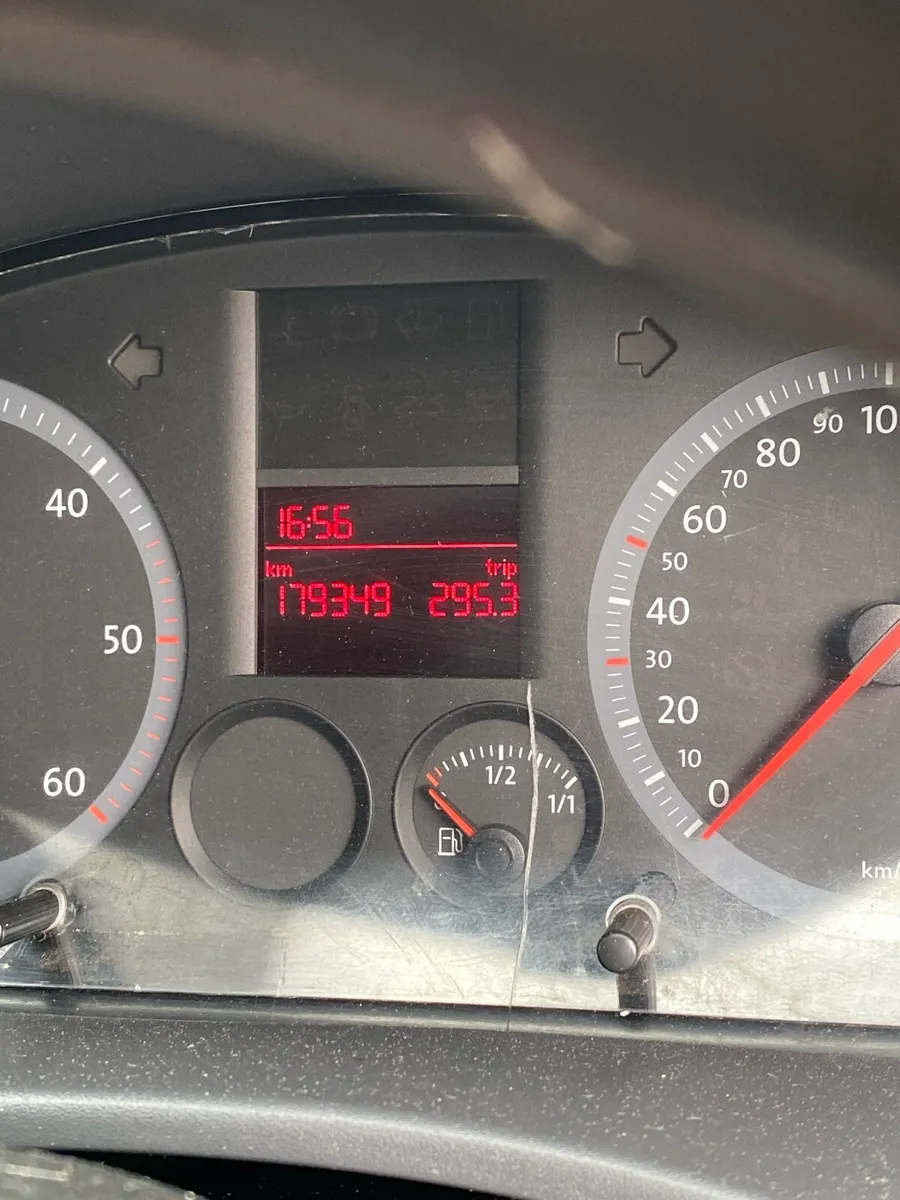 Volkswagen caddy - Image 4