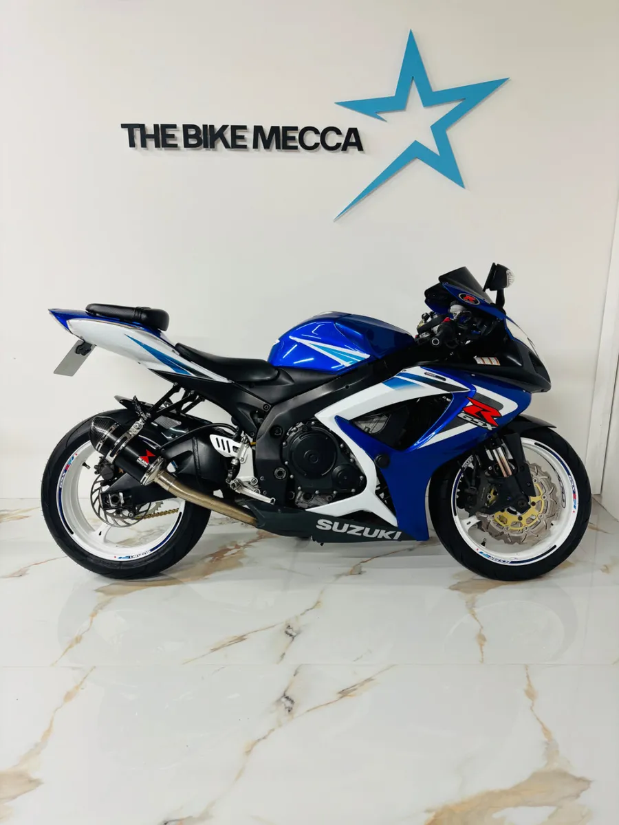 Suzuki GSX-R  750 k7 2007 - Image 1