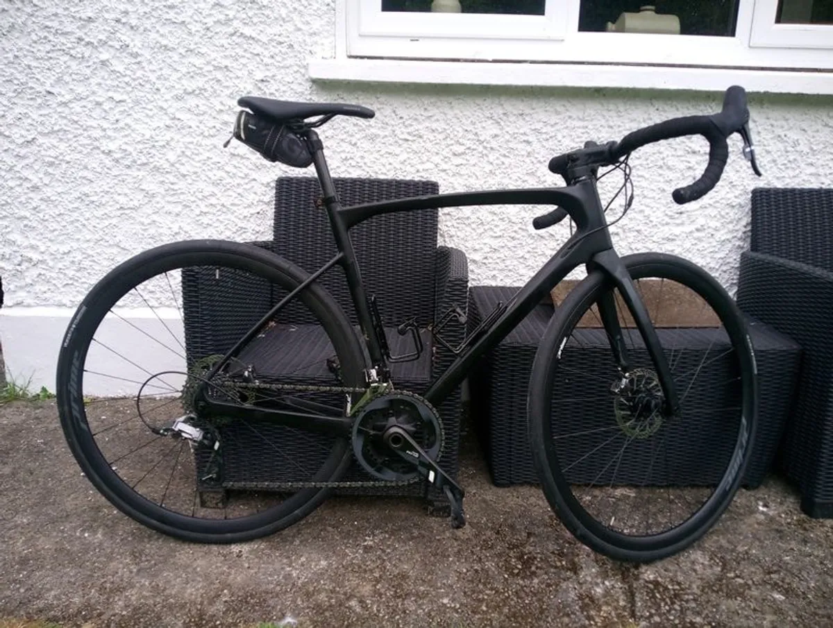 Carbon Road Bike - Image 1