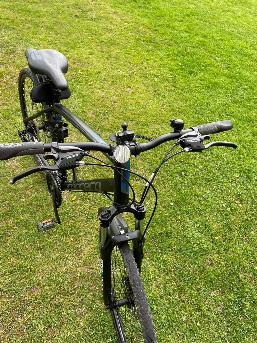 Hybrid bike - Image 1