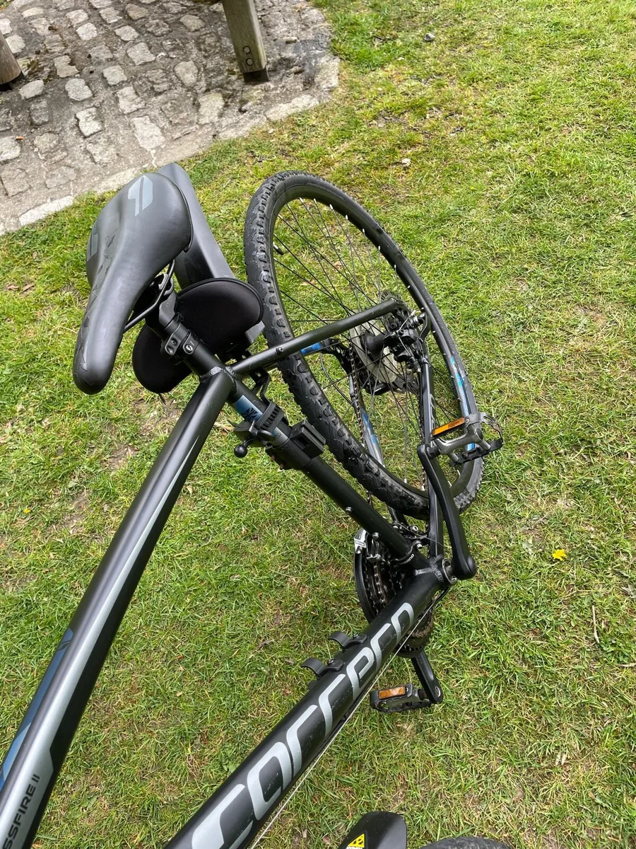 Hybrid bike - Image 2