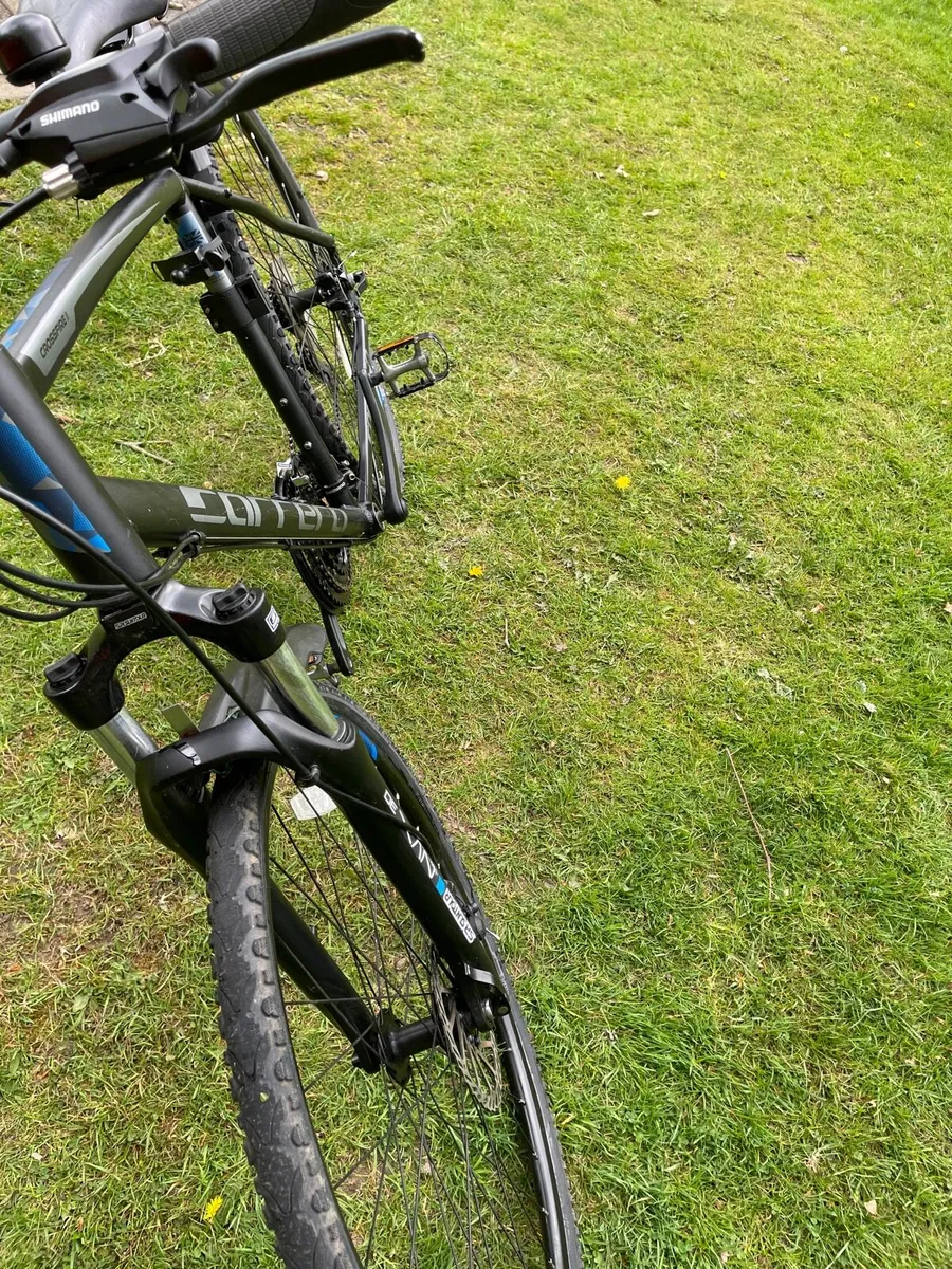 Hybrid bike - Image 3