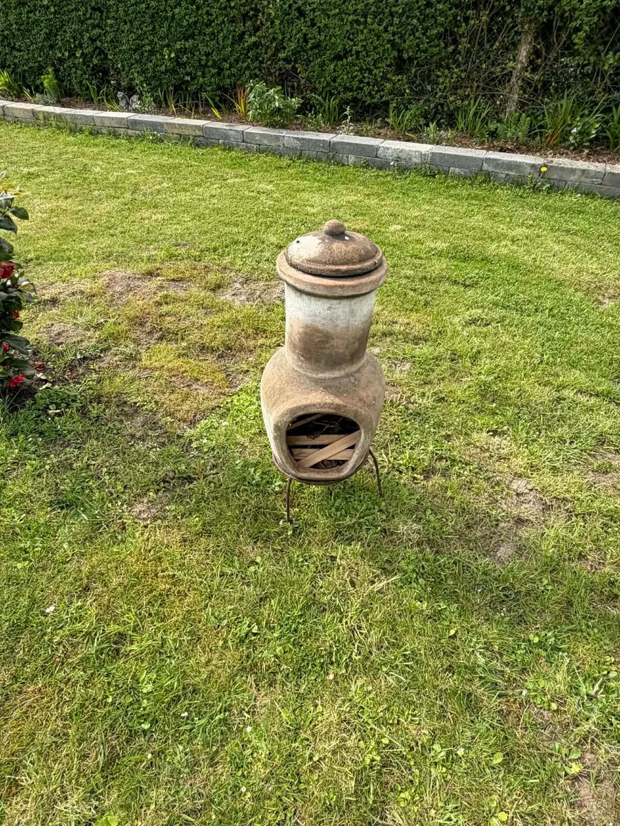 Clay fire chimney garden & patio. - Image 3