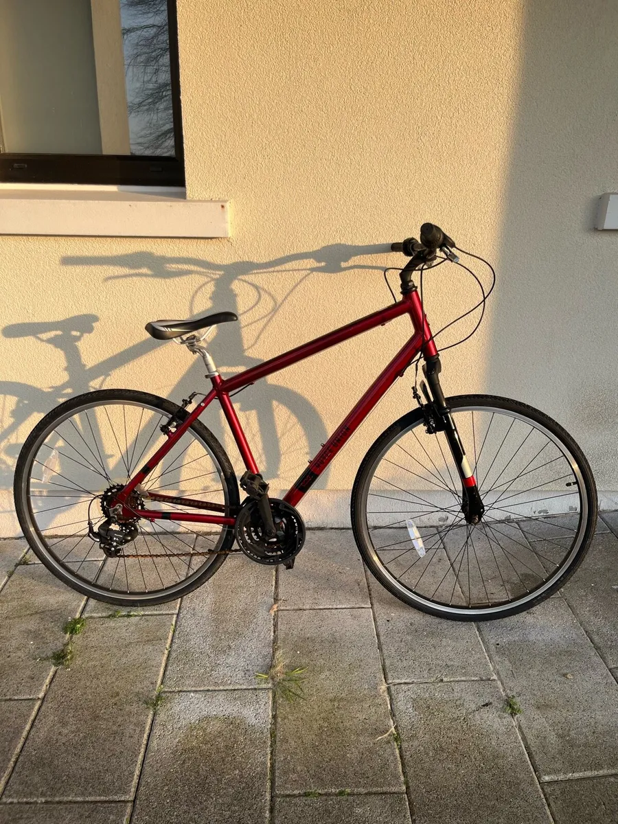 Road bike - Image 1