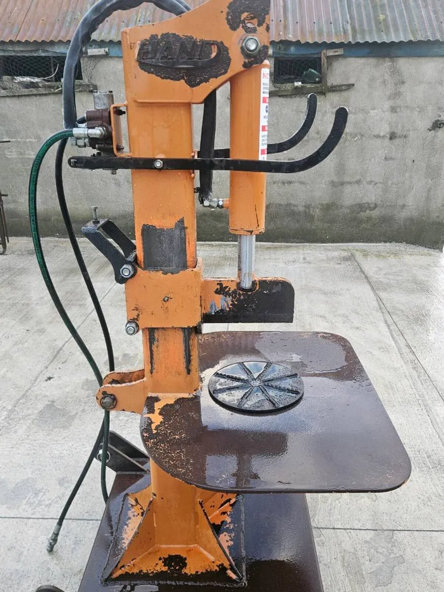 Hand Engineering Log Splitter - Image 2