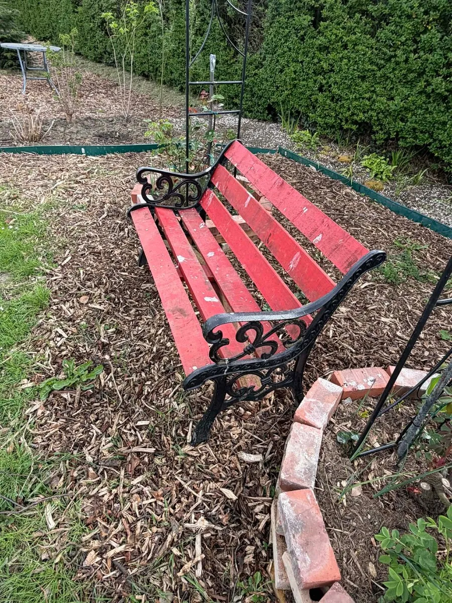 Cast iron garden bench - Image 3