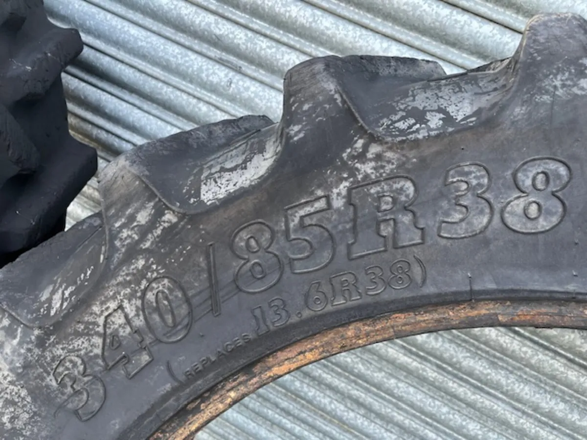 13.6 x 38 Agrimax Tyres - Image 3