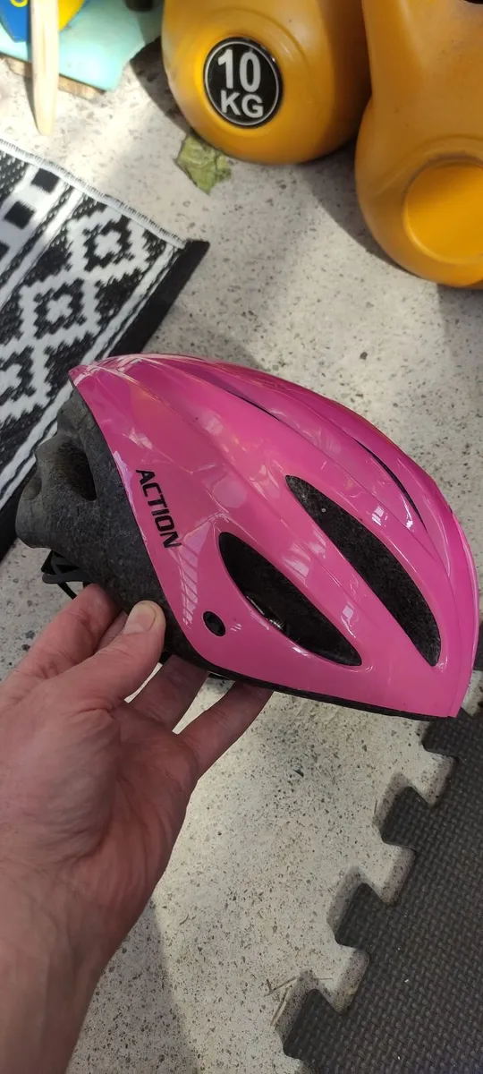 Girls Helmet - Image 1