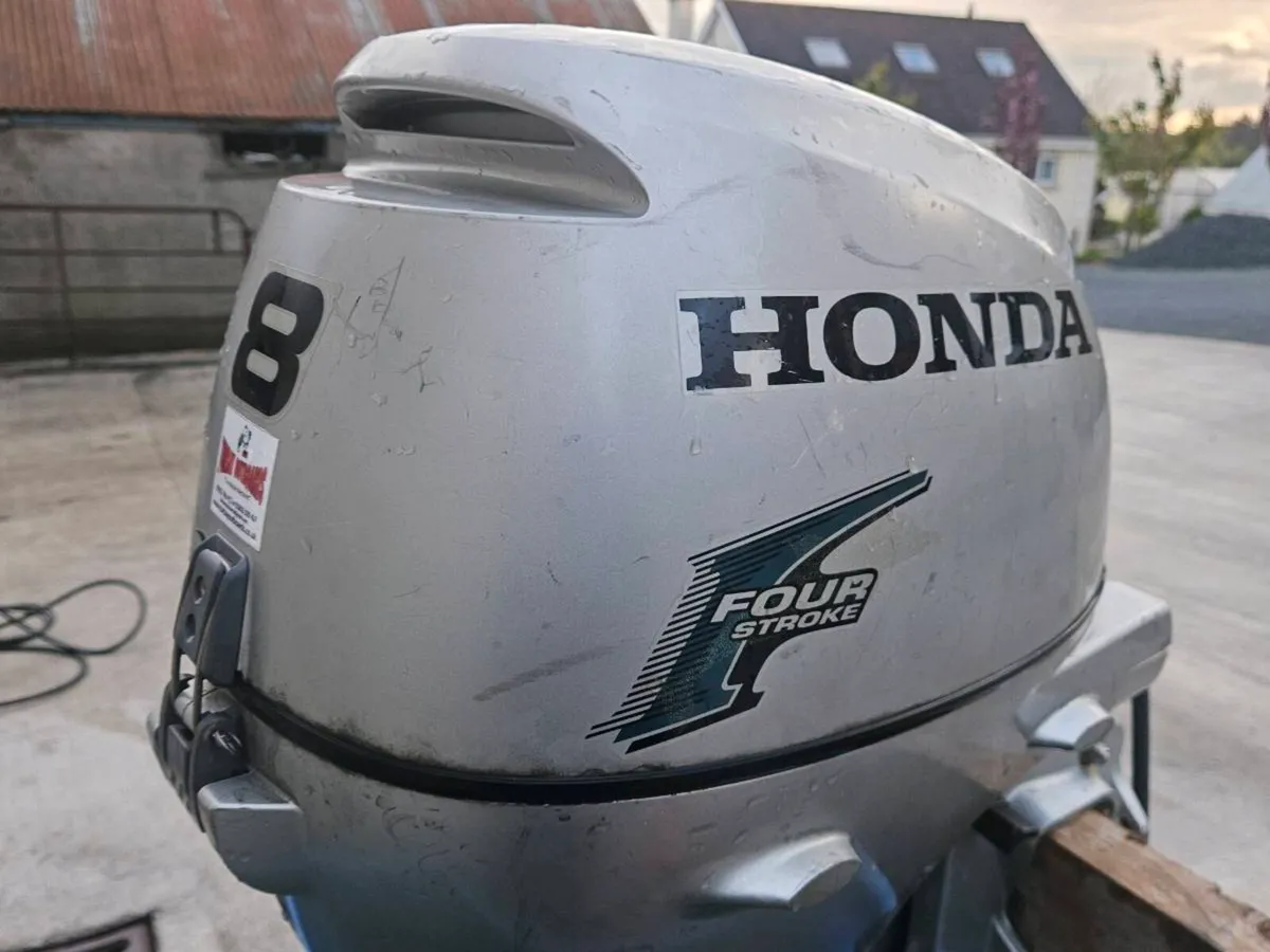 Honda 8hp outboard long shaft - Image 1