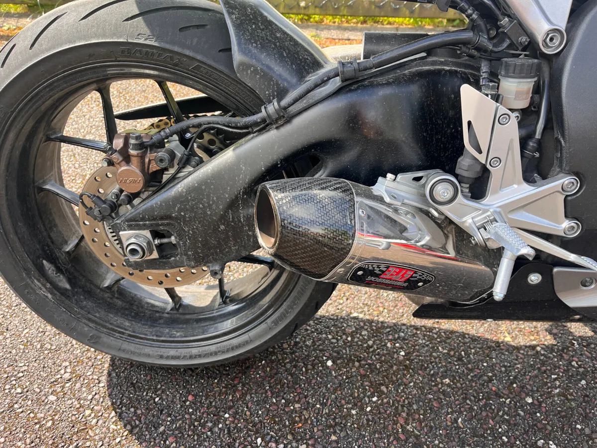 2012 Honda CBR 1000 RR Fireblade - Image 3