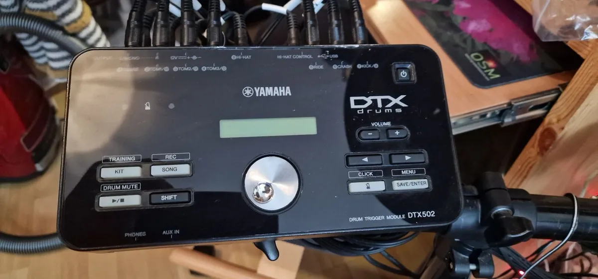 Yamaha DTX502 professional electronic Drum Kit - Image 2