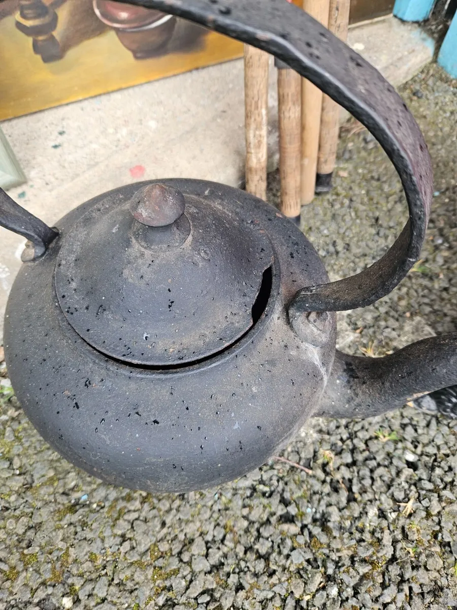 Vintage Cast Iron Kettle - Image 2