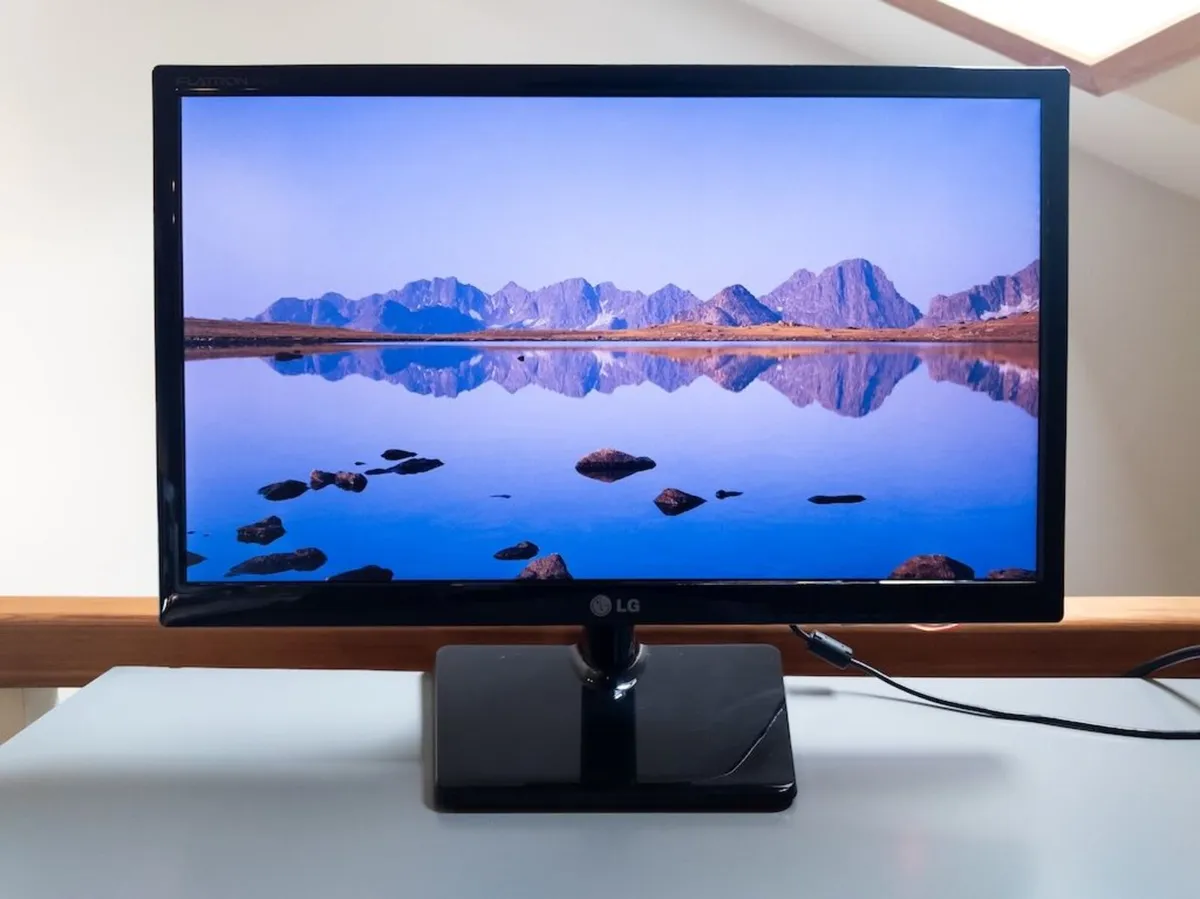 LG monitor 21.5” with IPS matrix Full HD - Perfect - Image 2