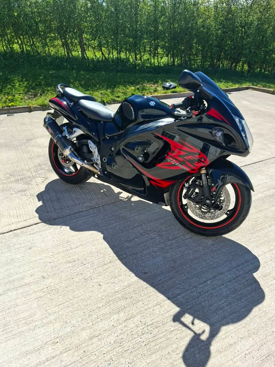 Suzuki Hyabusa - Image 1