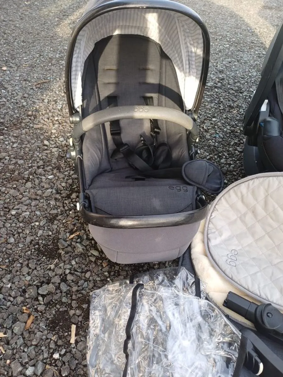 kids pushchair+cot+ high hair - Image 4