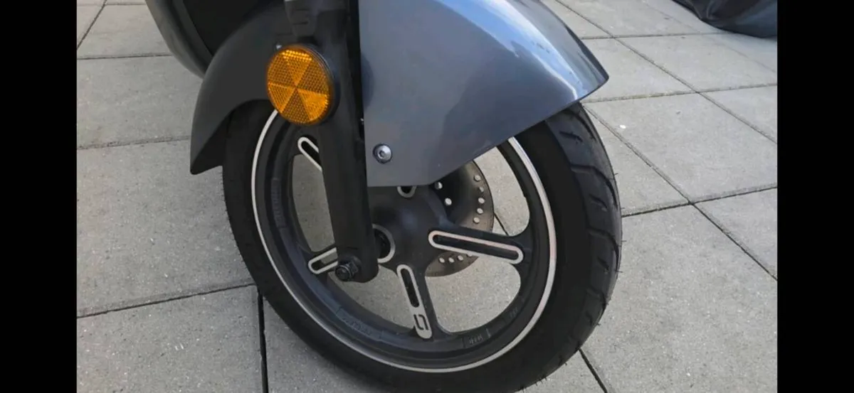 SUPER SOCO ELECTRIC SCOOTER (BRAND NEW) - Image 4