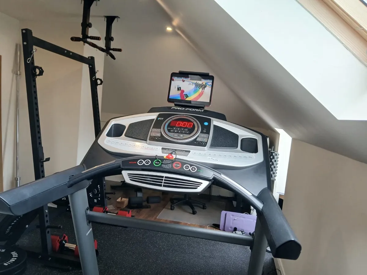 Pro Form 995i Treadmill - Image 2