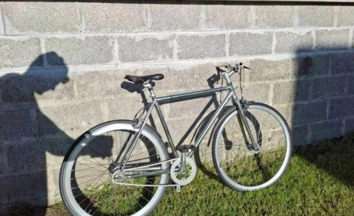 Vintage race bike - Image 1