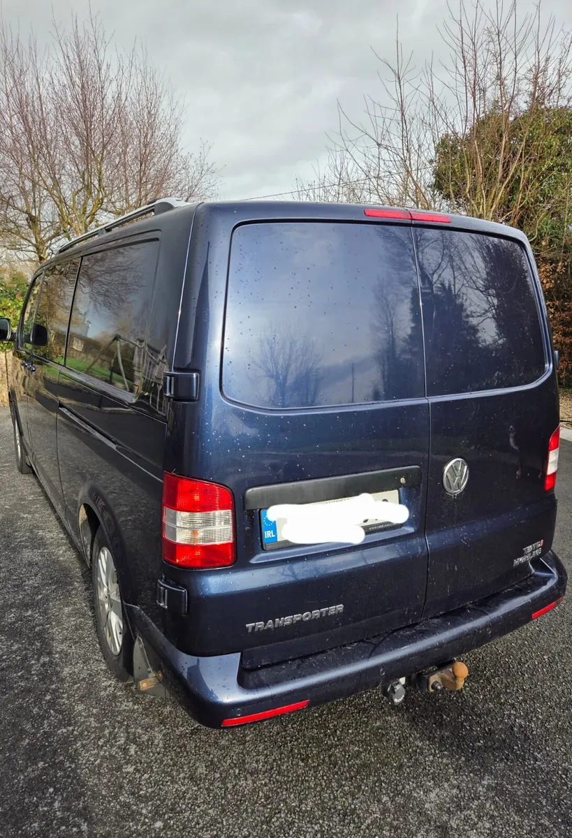 VW Transporter Automatic 2ltr 140BHP 6 seater - Image 3