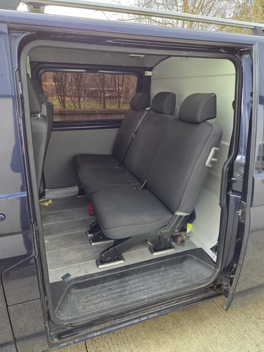 Volkswagen Transporter Automatic 2ltr 140BHP - Image 3