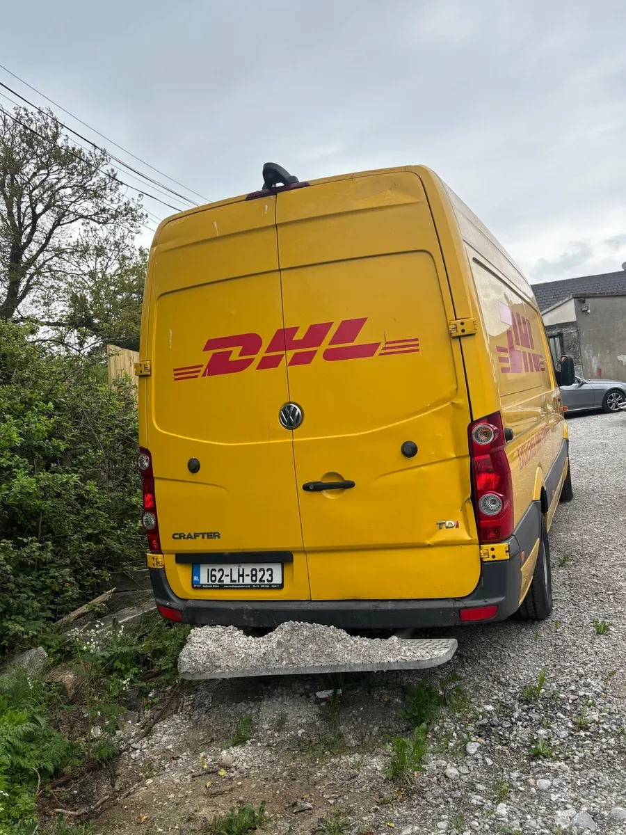 Car - Image 3