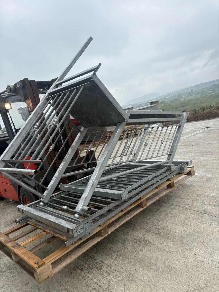 Steel stairs - Image 3