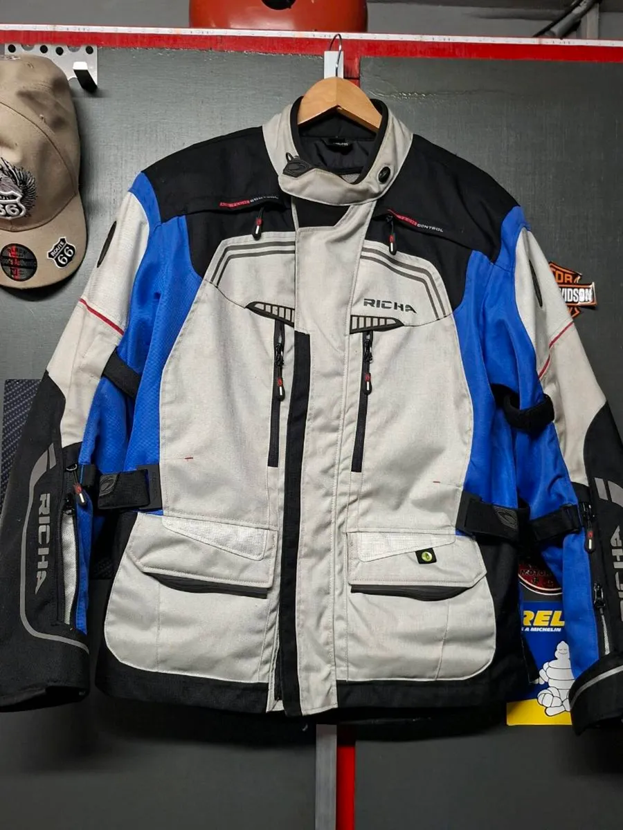 Richa Infinity 2 pro jacket and pants - Image 2