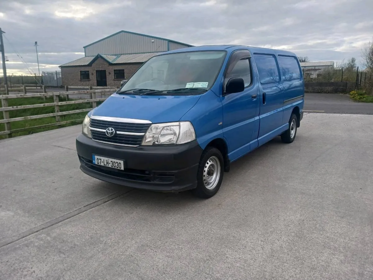 2007 toyota hiace, tested until 03/2027,,,5300 - Image 2
