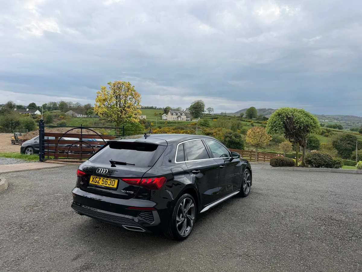 2022 Audi a3 - Image 4