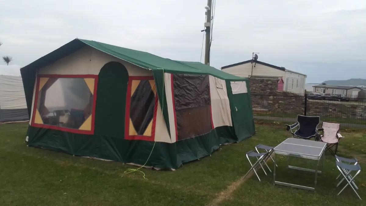 Trailer Tent - Image 1