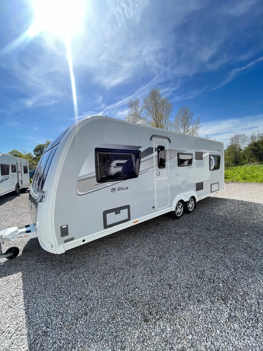 Caravan - Image 1