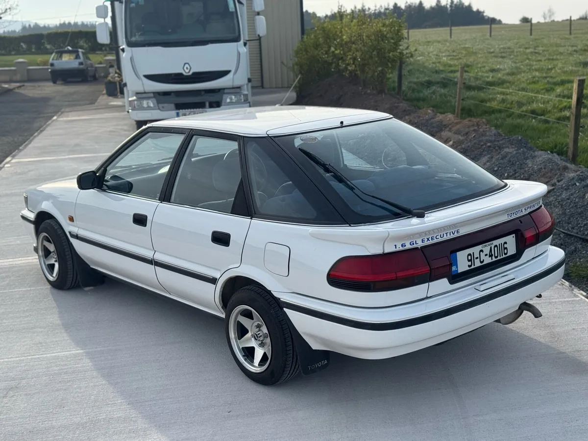 Toyota sprinter - Image 4
