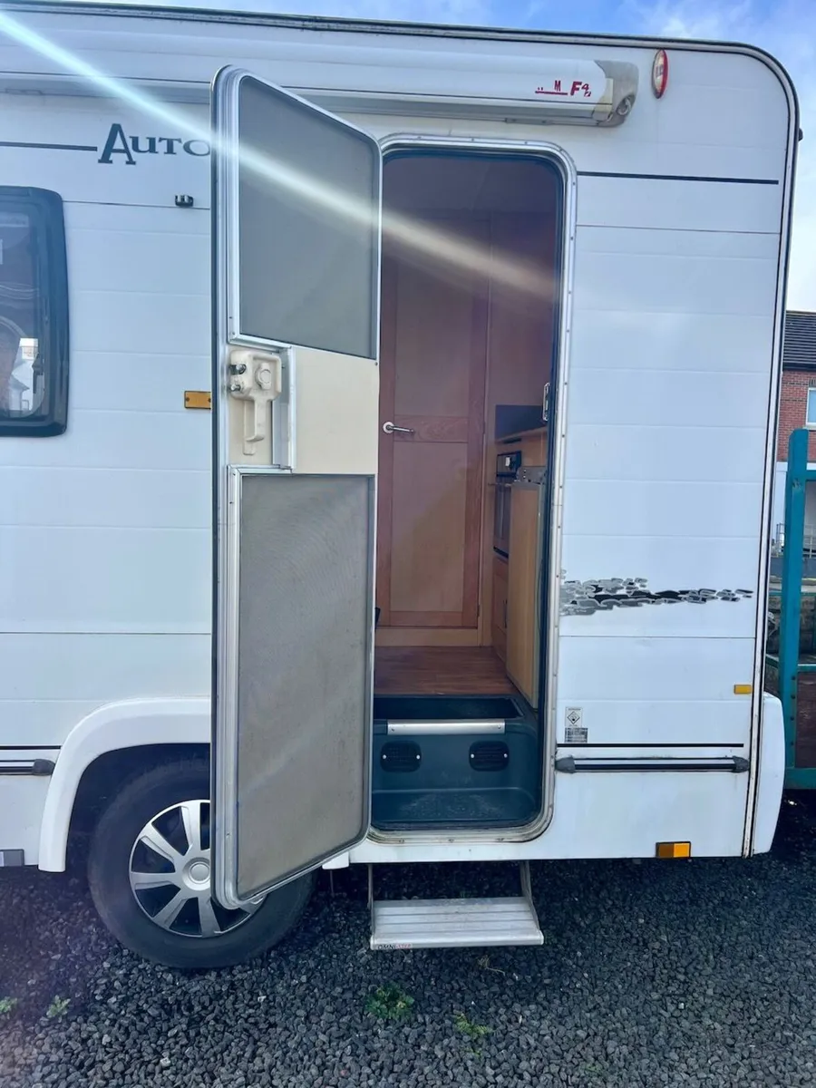 Campervan - Elddis Autoquest 115 Motorhome - Image 2