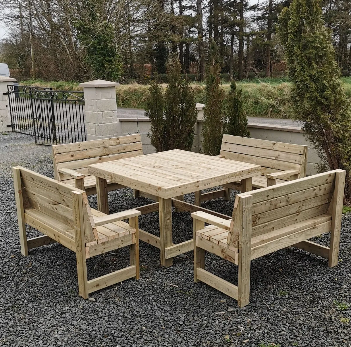 Garden furniture - Image 1
