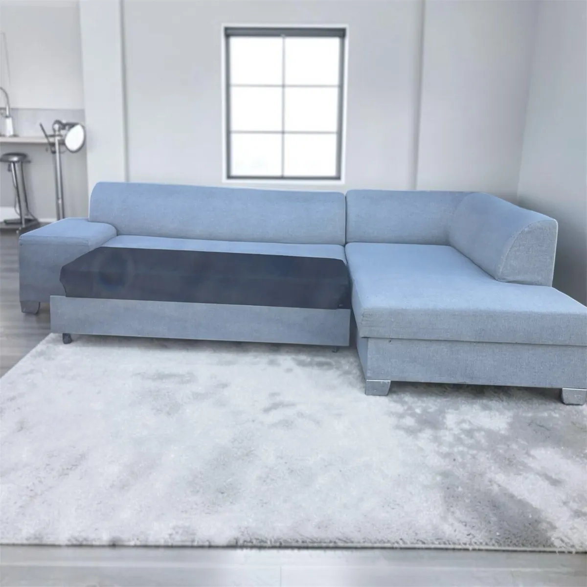 Large corner sofa/sofabed - Image 4